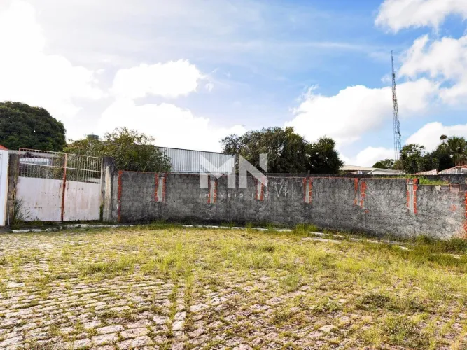 Terreno à venda no Centro de Itu 760 m² | uso residencial ou comercial | próximo ao Colég