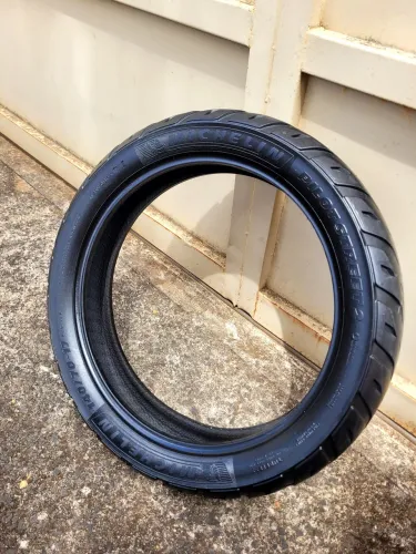 Pneu Michelin traseiro 140/70/17