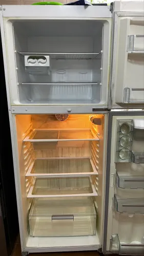 Geladeira Bosch KDV 49