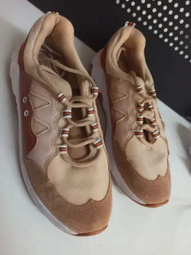 Tênis Beira Rio Conforto - Tam 38 - Modelo Casual Chunky