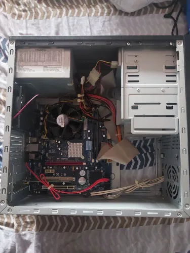 CPU bem antiga 
