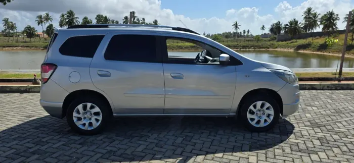 Chevrolet Spin LTZ 1.8 8V Econo.flex 5P Aut. 2014