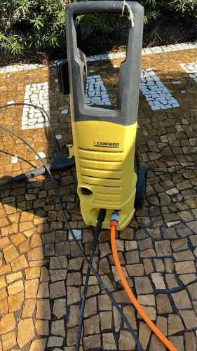 Lavadora Karcher alta pressão 