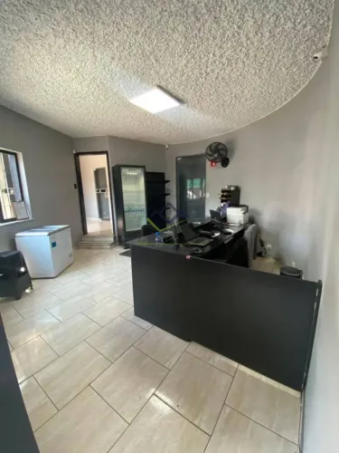 Casa para alugar, 280 m² por R$ 7.563/mês - Jardim Santa Helena - Suzano/SP
