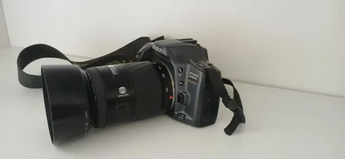 Câmera MINOLTA Dynax 500si