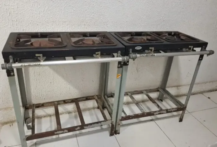 Fogão Industrial 2 Bocas Simples Baixa Pressão 30x30 M06 Metalmaq 