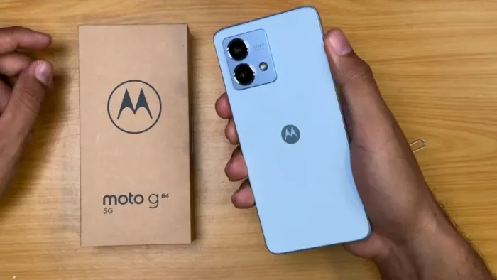 Moto G84 5G 256GB - Estado de Novo | Apenas 3 Meses de Uso | Completo