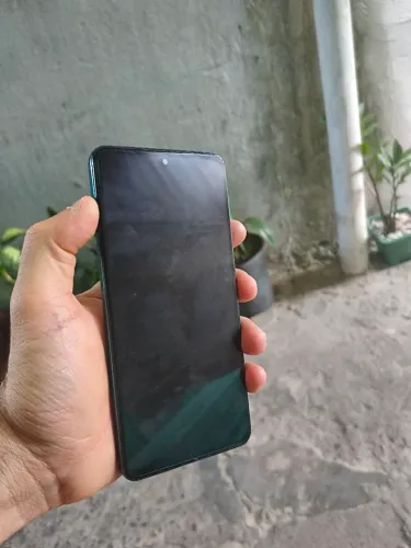 Poço x4 pro 5G