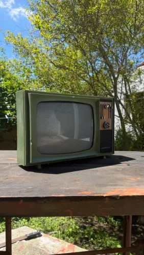 Televisão antiga Colorado