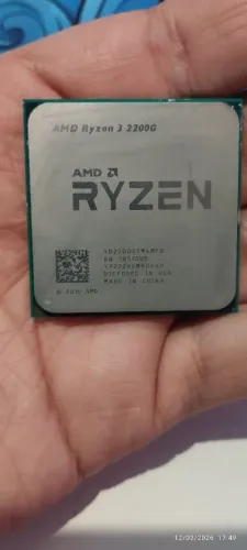 Ryzen 3 2200g