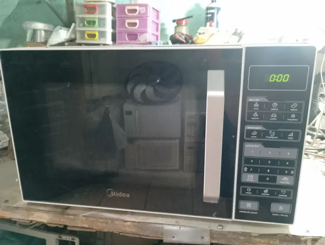 Microondas Midea 35 litros