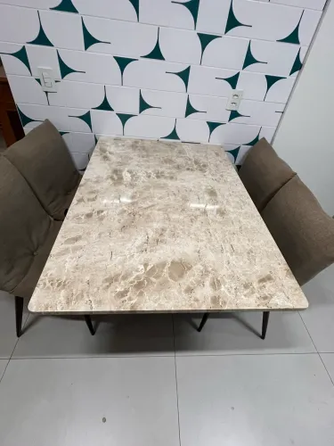 Tampo de Mesa em Mármore
