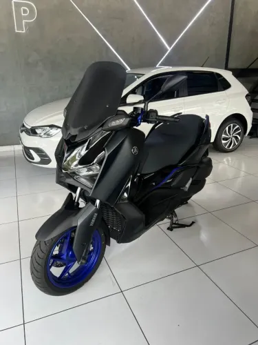 YAMAHA X-MAX CONNECT 300 ABS