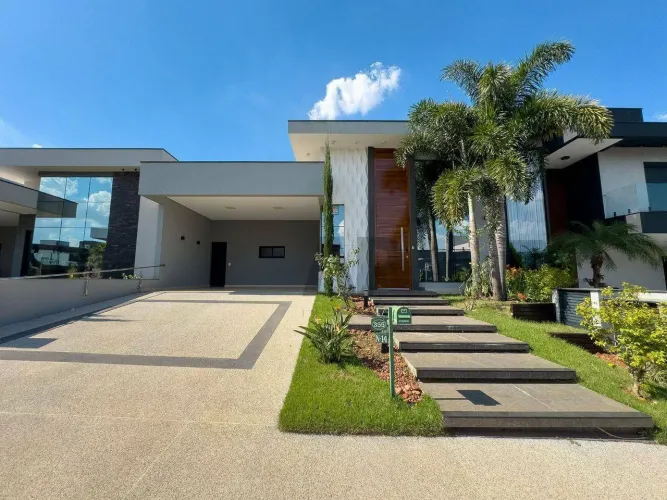 Casa á venda em Condomínio Fechado em Indaiatuba