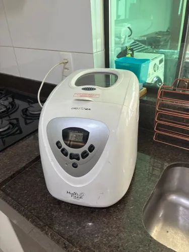 Máquina de Fazer Pão MultiPane Britânia