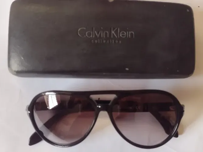 Óculos original da Calvin Klein, modelo CK 4191 S, unissex, lentes degrade, tamanho P,.