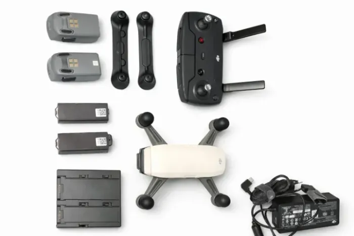 DRONE DJI SPARK MUITO NOVO COMPLETO KIT FLY