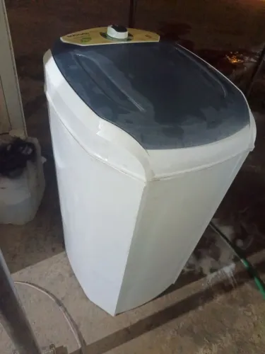 Vendo tanquinho sugar de 10 k funcionando bem
