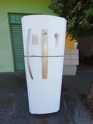 ?Geladeira continental frost free bem conservada marcas de uso ?Entrego e passo cartão