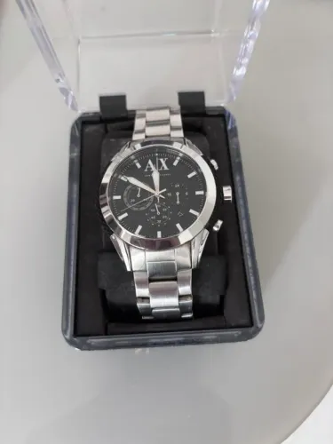 Relógio Armani Exchange Cronógrafo masculino em aço prateado