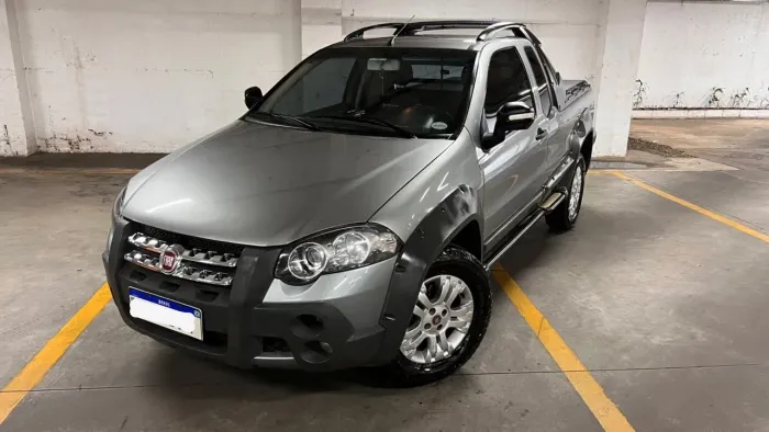 Fiat Strada Adventure 1.8/ 1.8 Locker Flex CE 2012