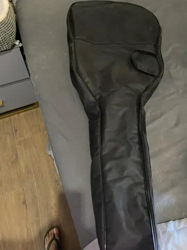Violão novo