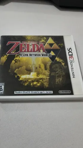 Jogo Nintendo 3DS - The Legend of Zelda a Link Between Worlds