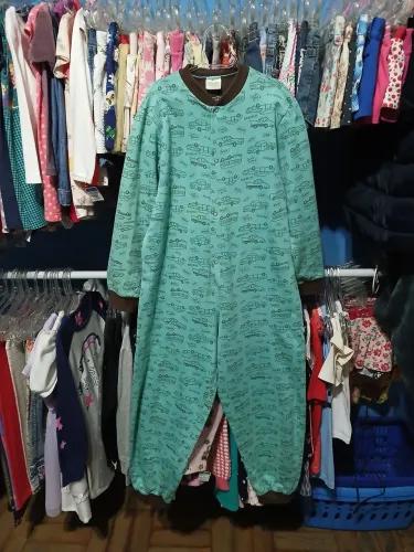 Macacão pijama tam 8