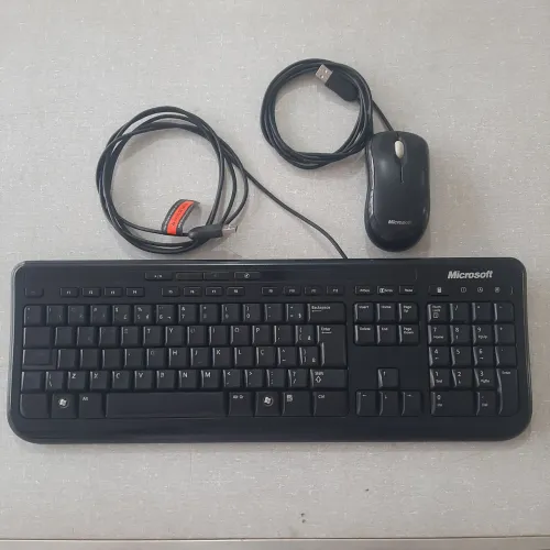 Combo Microsoft Teclado + Mouse Com Fio