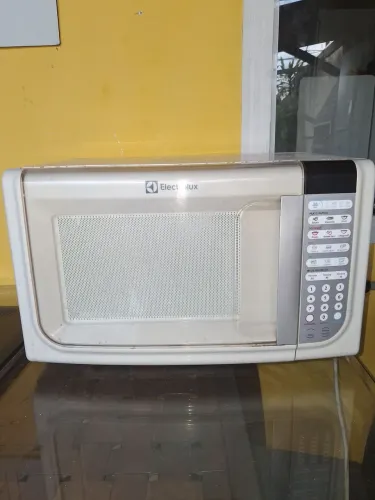 Micro-ondas funcionando perfeitamente