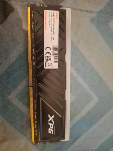 Kit 64GB (2x32GB) Memória RAM XPG Spectrix D35G RGB DDR4 3200MHz - Impecável