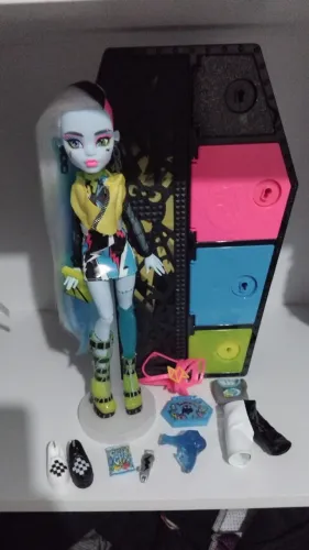 Monster High G3 Frankie Stein Neon Frights