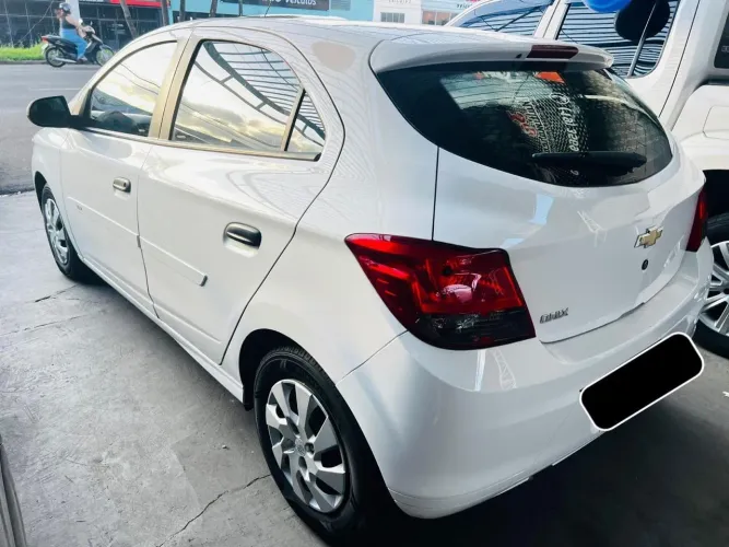 Chevrolet Onix JOY Hatch 1.0 8V Flex Mec. 4P 2019