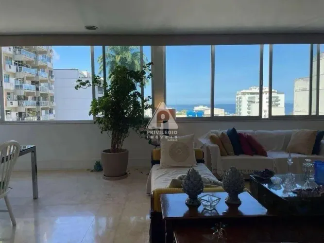 Alto Leblon! 4 Quartos, 2 Suítes, Vista Mar e Verde Amplo, Arejado e com 2 Vagas!