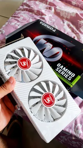 PLACA DE VIDEO RX580 8GB BRANCA, NOVINHA COM CAIXA