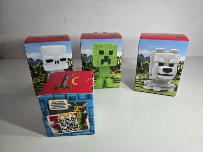 Lote Brinquedo Minecraft  o Filme Mcdonald's 