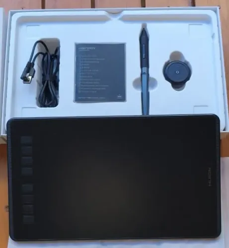 Mesa digitalizadora HUION H950P