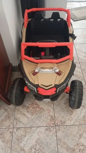 Carrinho elétrico infantil 