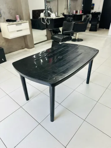 Mesa de Plástico Desmontável