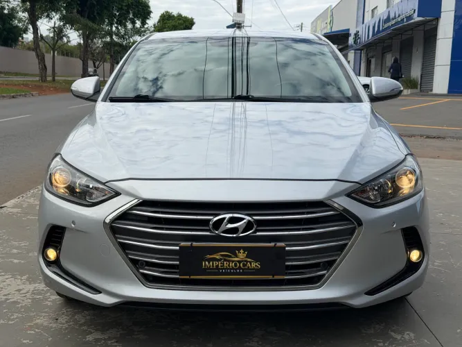 Hyundai Elantra Special Edit. 2.0 16V Flex Aut. 2017