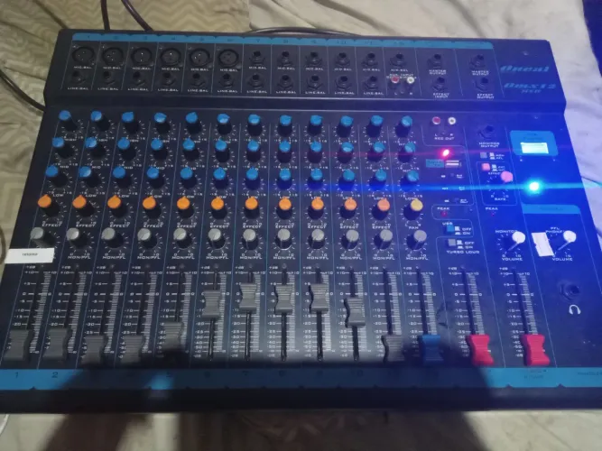 Mesa de Som Oneal - Omx12 usb