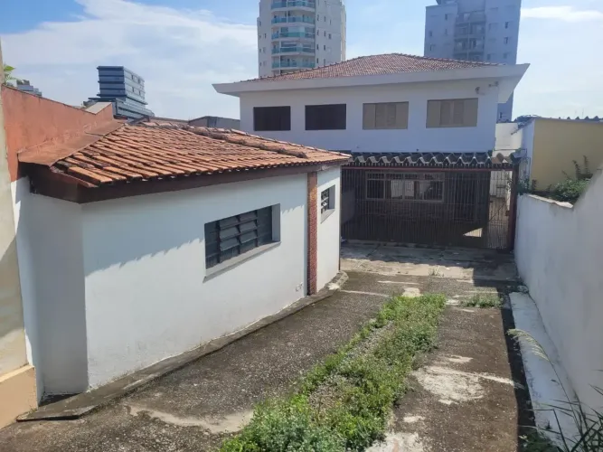 Sobrado para aluguel tem 200 metros quadrados com 3 quartos em Vila Osasco - Osasco - SP