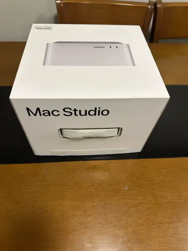 Mac Studio M4 Max 36GB/512GB, na caixa com nota fiscal, 1 mês de uso