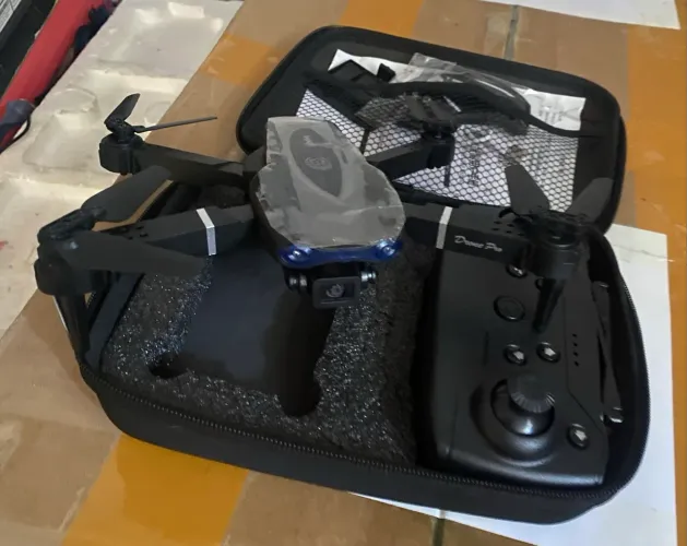 Drone E99 novo com bag