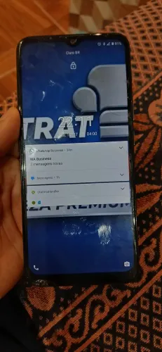 Celular moto E20