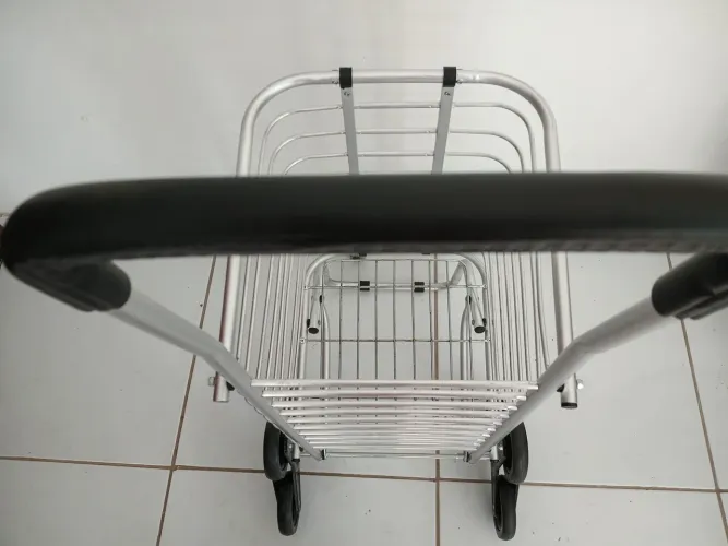 Carrinho de feira