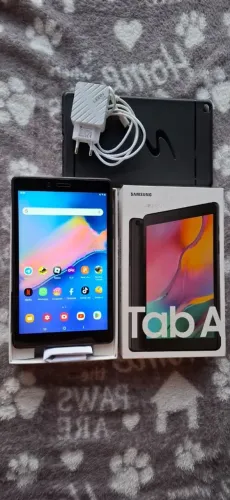 TABLET Na Caixa Samsung TAB A 8 polegadas chip 4G faz ligacao 32Gbs (Act cartao)