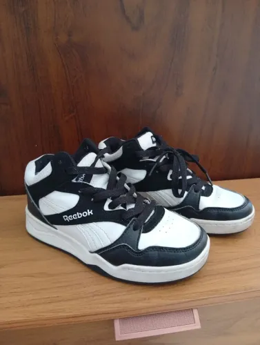 Vendo tênis infantil da Reebok