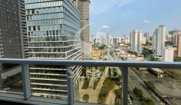 Conj. Comercial na região do Brooklin.