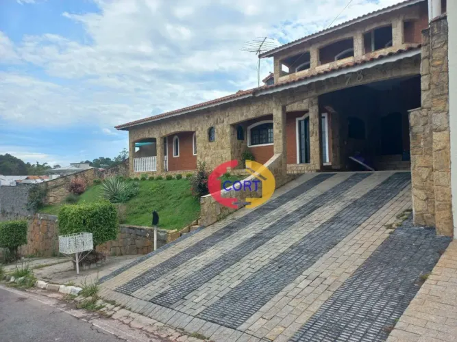 Casa para locação no condomínio Country Clube de Arujá!!!